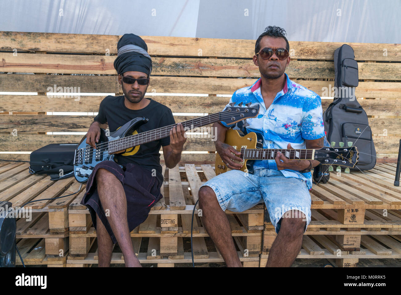 Strassenmusiker in Port Louis, Mauritius, Afrika | street musicians, Port Louis, Mauritius, Africa Stock Photo