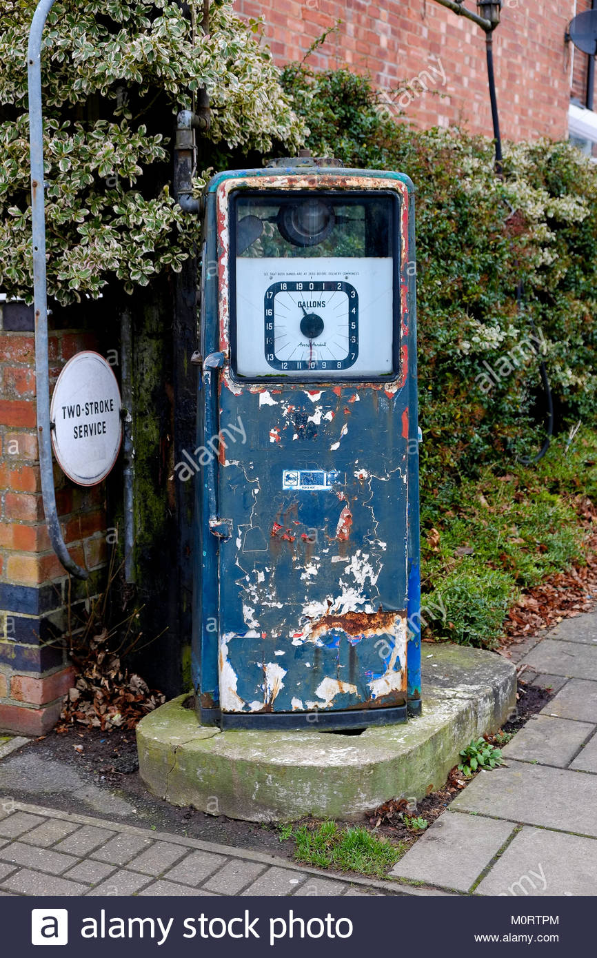 Petrol Pump Uk Stock Photos & Petrol Pump Uk Stock Images Alamy