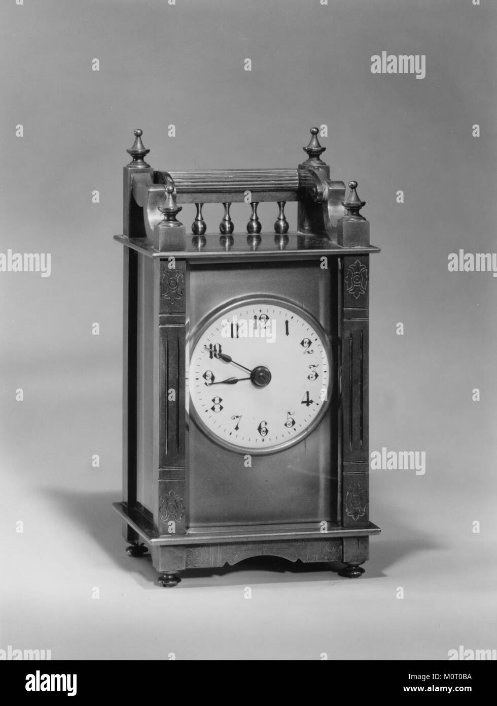 Carriage Clock MET 233550 Stock Photo - Alamy