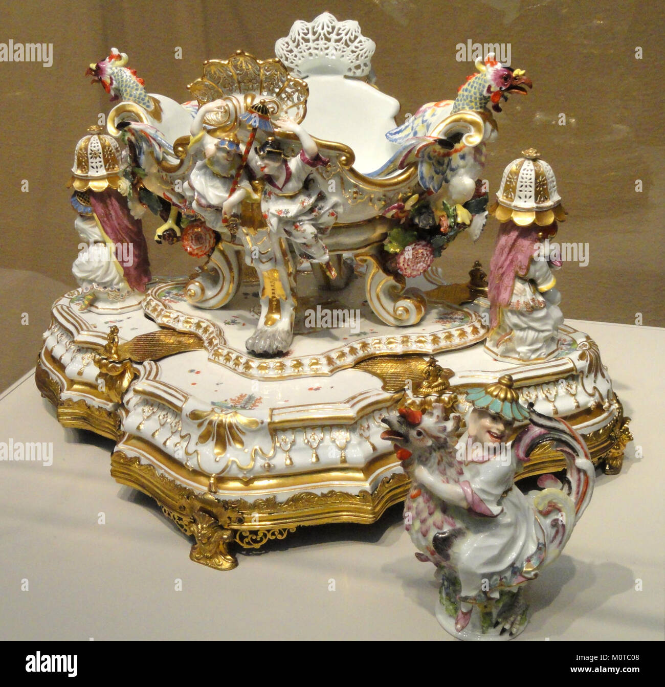 Centerpiece and Stand with Pair of Sugar Caster and Oil or Vinegar Cruet, view 1, c. 1737, Meissen Porcelain Manufactory, modeled by Johann Joachim Kandler - Art Institute of Chicago - DSC09996 Stock Photo