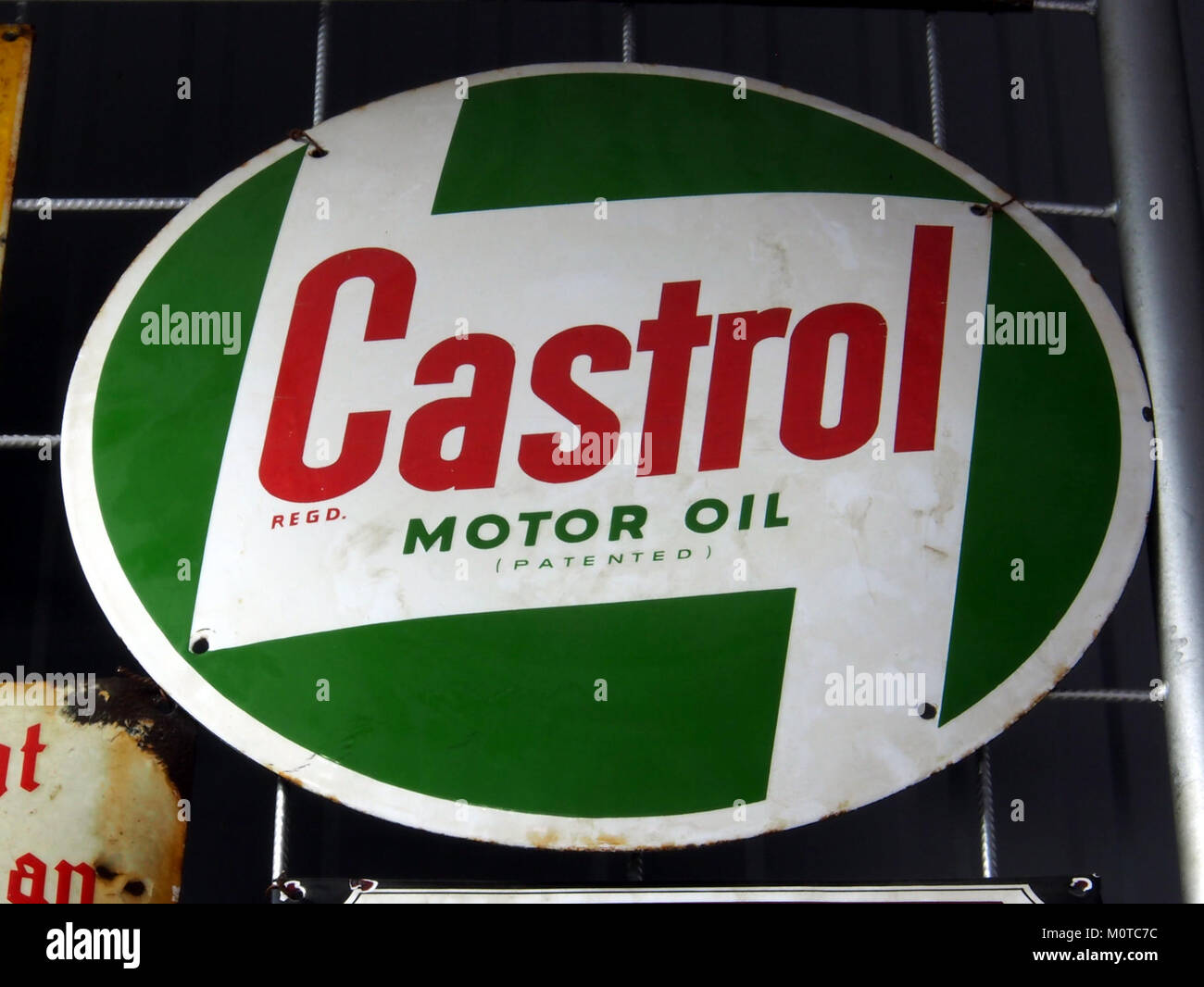 1971 Castrol GTX Motor Oil Mustang Classic Vintage Advertisement Ad D146 