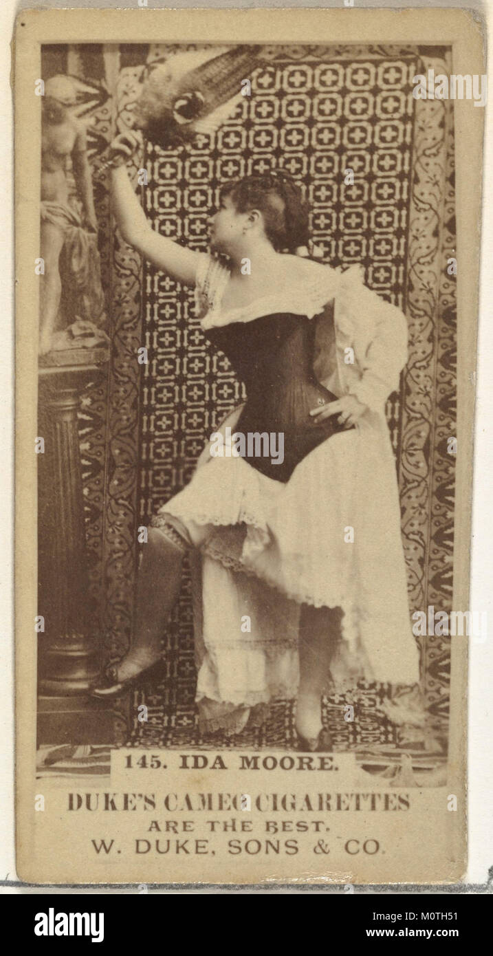 Card Number 145, Ida Moore, from the Actors and Actresses series (N145-5) issued by Duke Sons & Co. to promote Cameo Cigarettes MET DP840124 Stock Photo