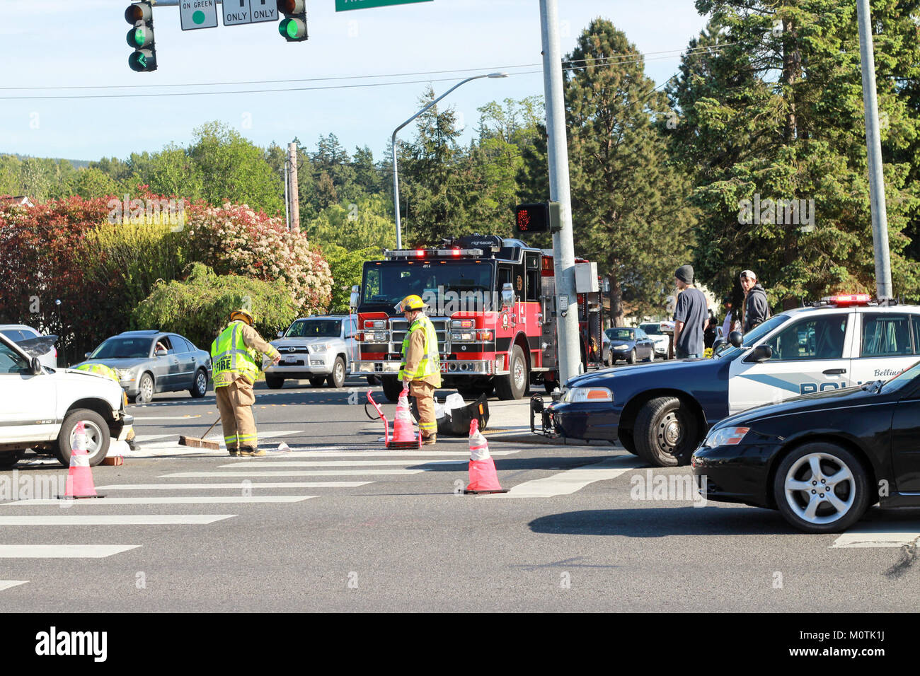 Car Accident Bellingham Police and Fire (17495152880 Stock Photo Alamy