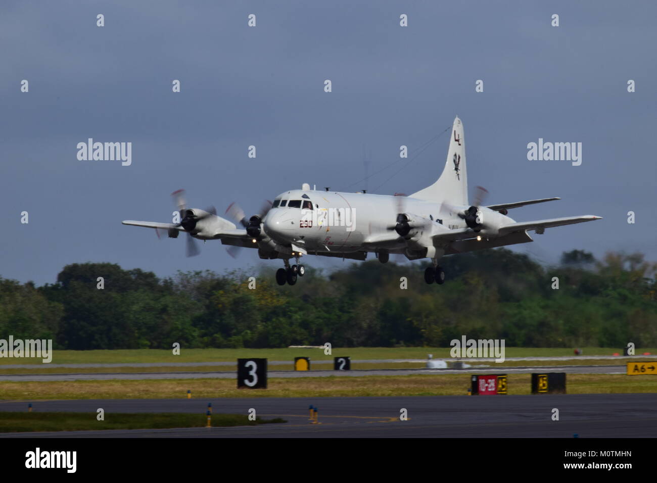 P3 Orion landing at Jacksonville airshow. Stock Photo