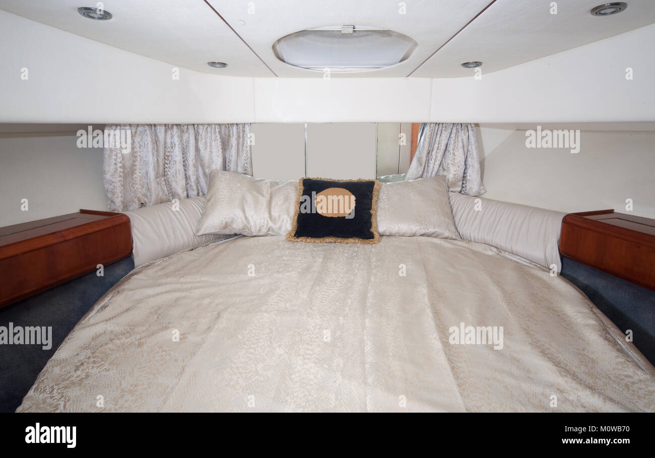 Bedroom of Boat Stock Photo Alamy