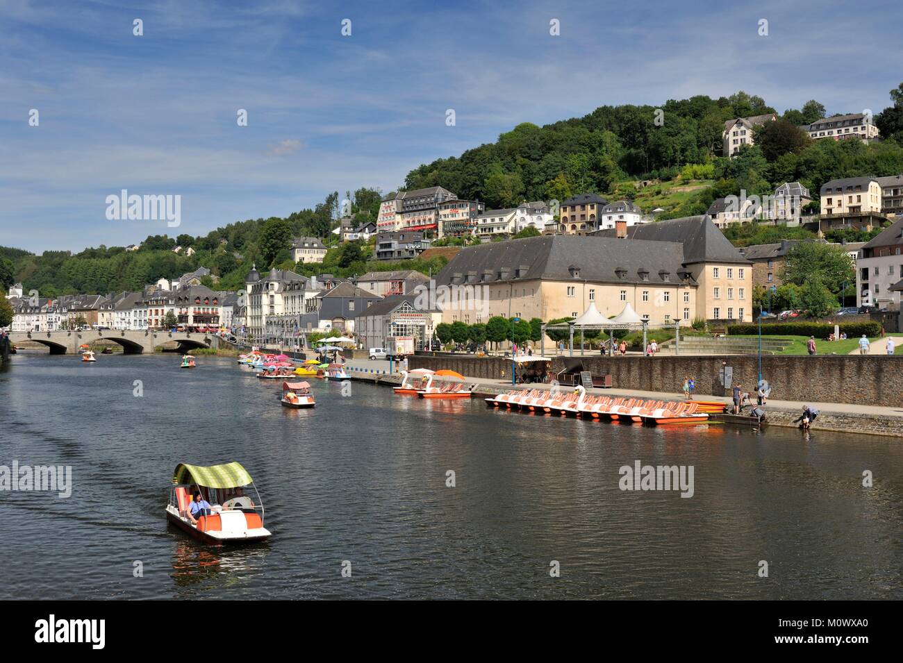 People Pedal Boats Stock Photos &amp; People Pedal Boats Stock ...