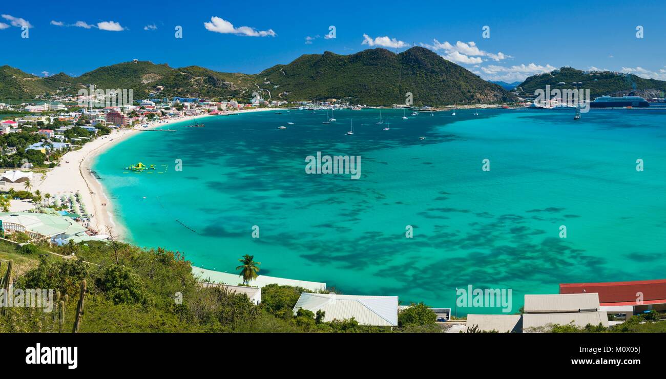 Netherlands,Sint Maarten,Philipsburg,elevated town and beach view from Fort Hill Stock Photo