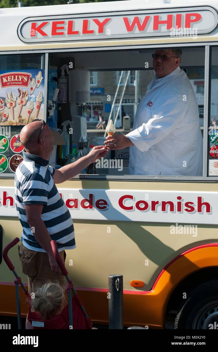 United Kingdom,Cornwall,Padstow,ice cream seller Stock Photo Alamy