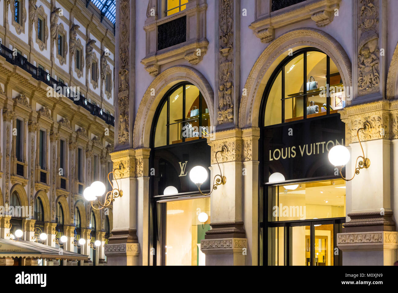 Louis Vuitton shop. Galleria Vittorio Emanuele II. Milan, Italy Stock Photo  - Alamy