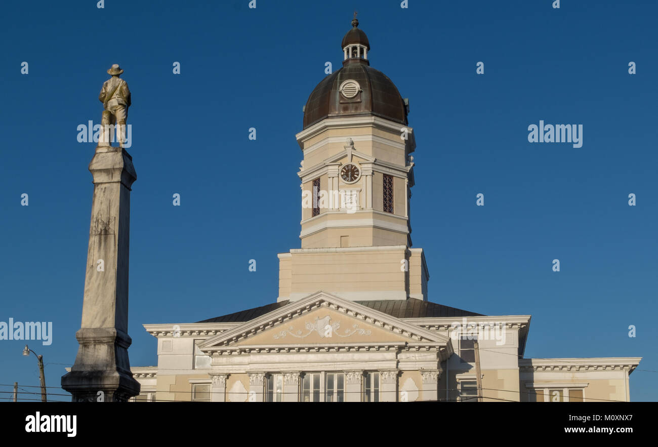 Claiborne County Courthouse in Port Gibson Mississippi Stock Photo Alamy