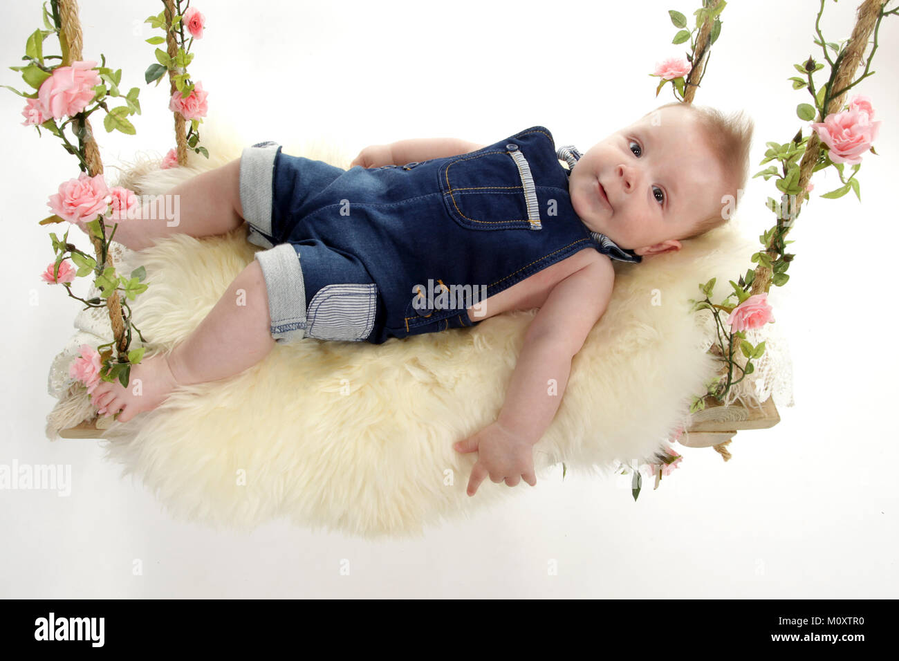 swing for 5 month old baby