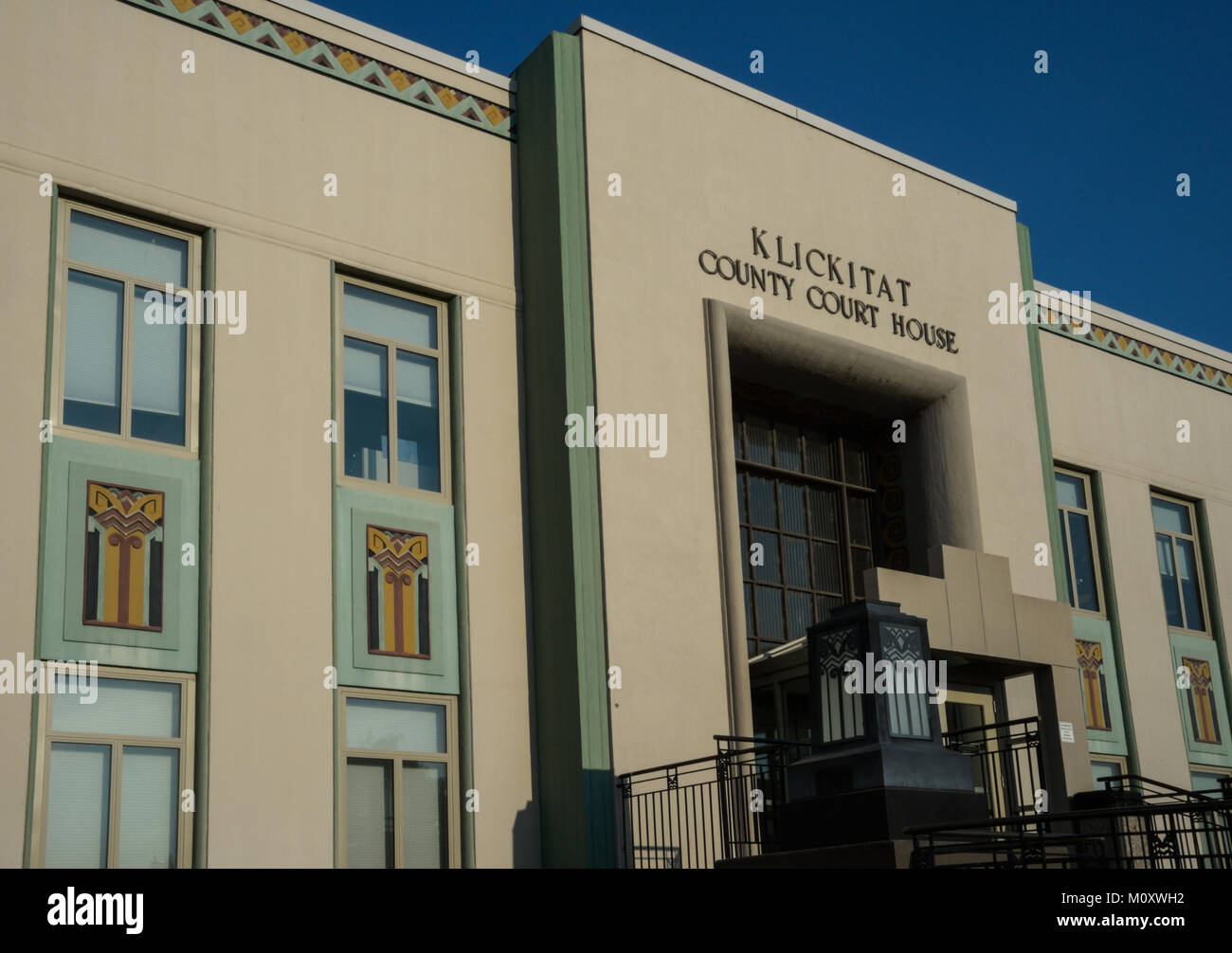 Klickitat County Courthouse in Goldendale Washington Stock Photo Alamy