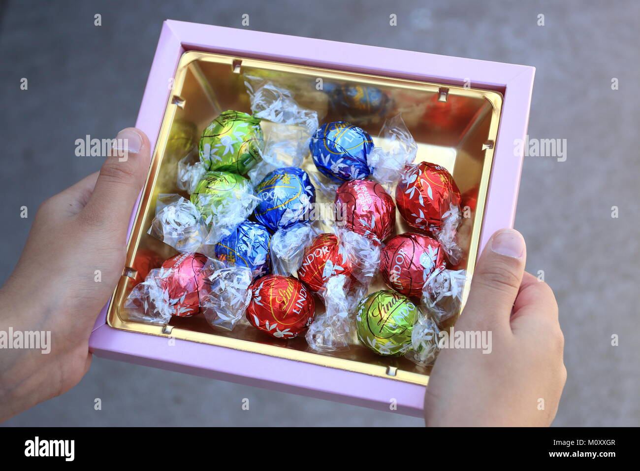 Lindor assortment chocolate box hires stock photography and images Alamy