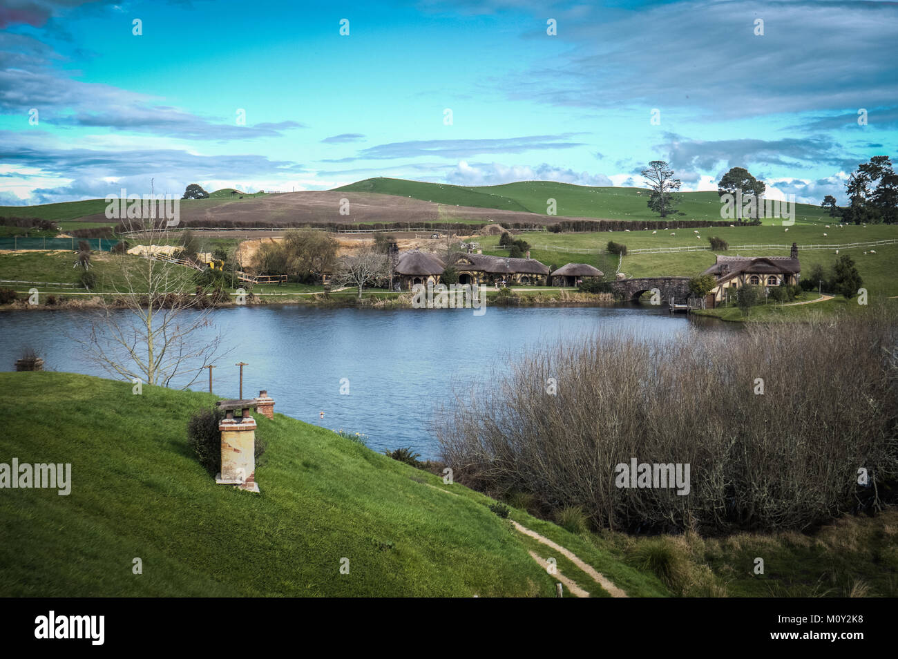 Hobbiton movie set from Lord of the Rings, Matamata, New Zealand Stock Photo