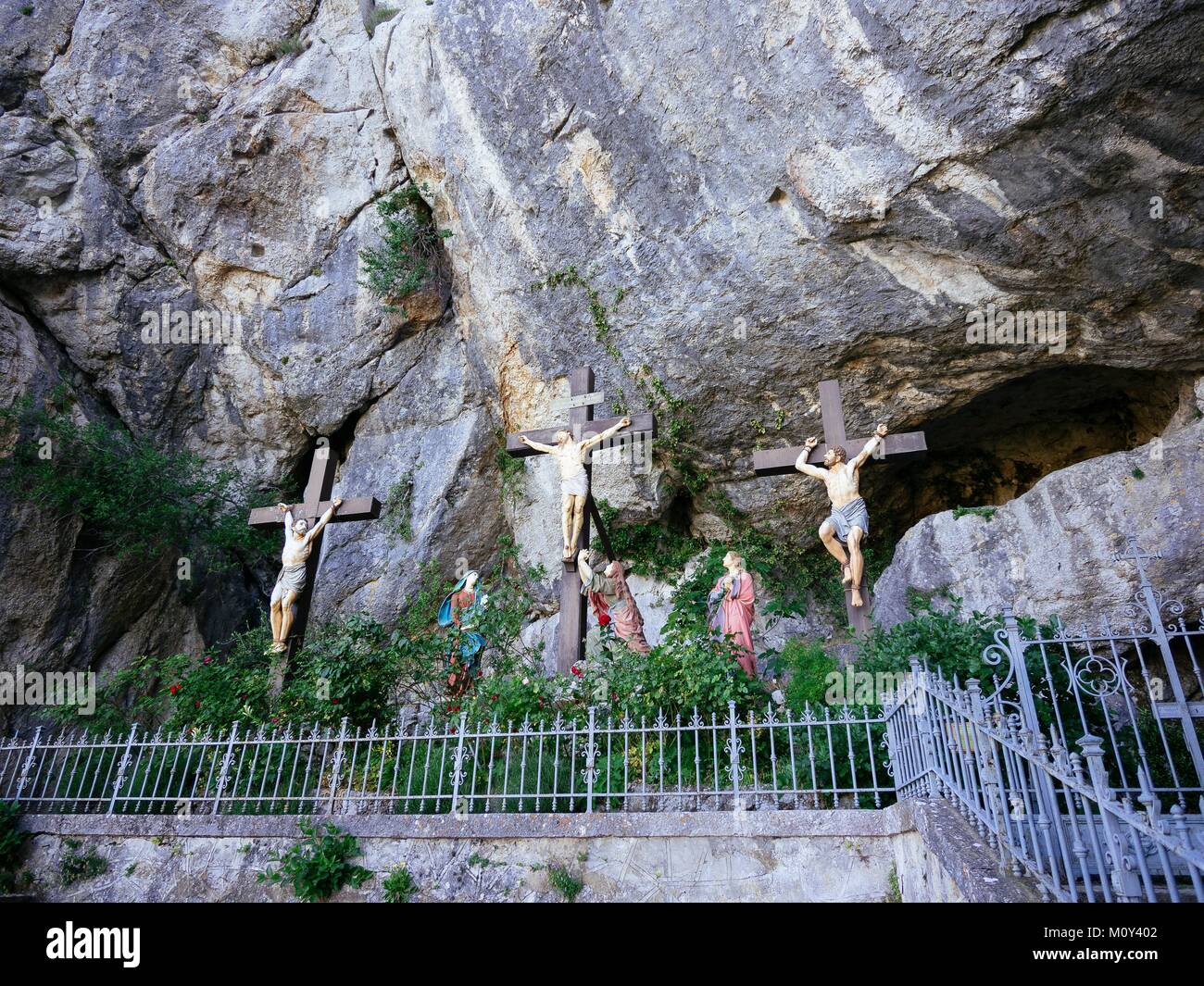 Grotte de la sainte baume hires stock photography and images Alamy