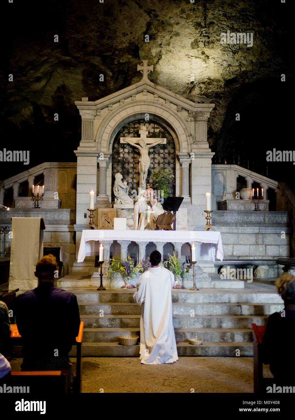 France,Var,Plan d'Aups Sainte Baume,massif de la Sainte Baume,grotte