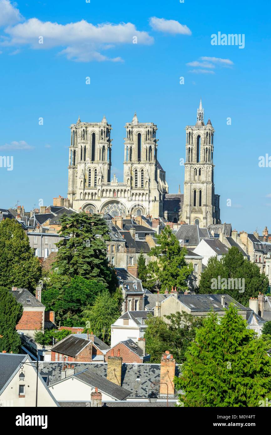 France,Aisne,Laon,the Upper town,Notre-Dame de Laon cathedral,Gothic architecture Stock Photo