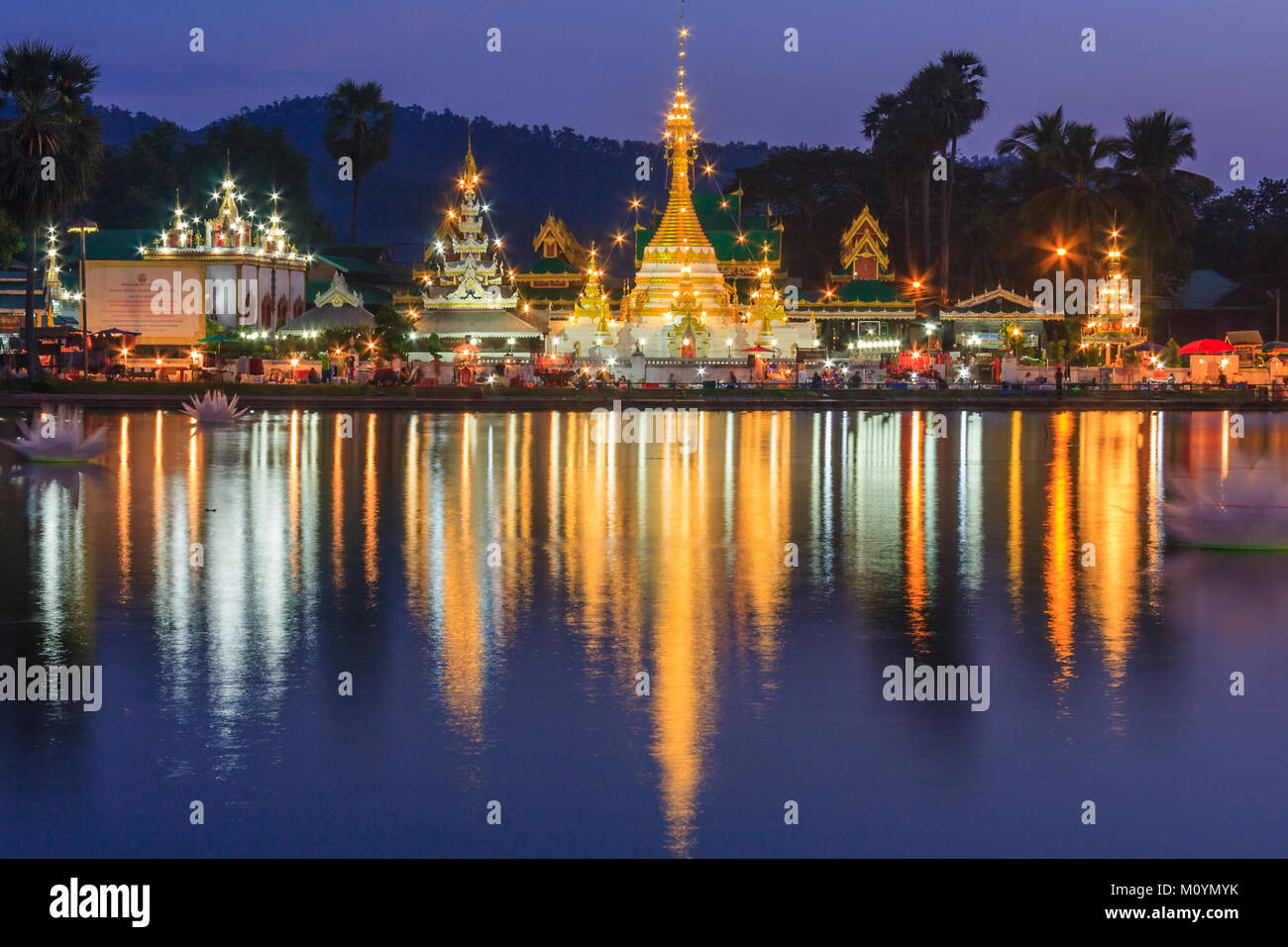 Blue hour,  Wat Chong Khlang, Mae Hong Son, North Thailand Stock Photo
