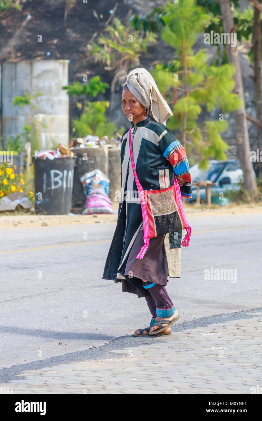 Lahu Hill Tribe Woman High Resolution Stock Photography and Images - Alamy