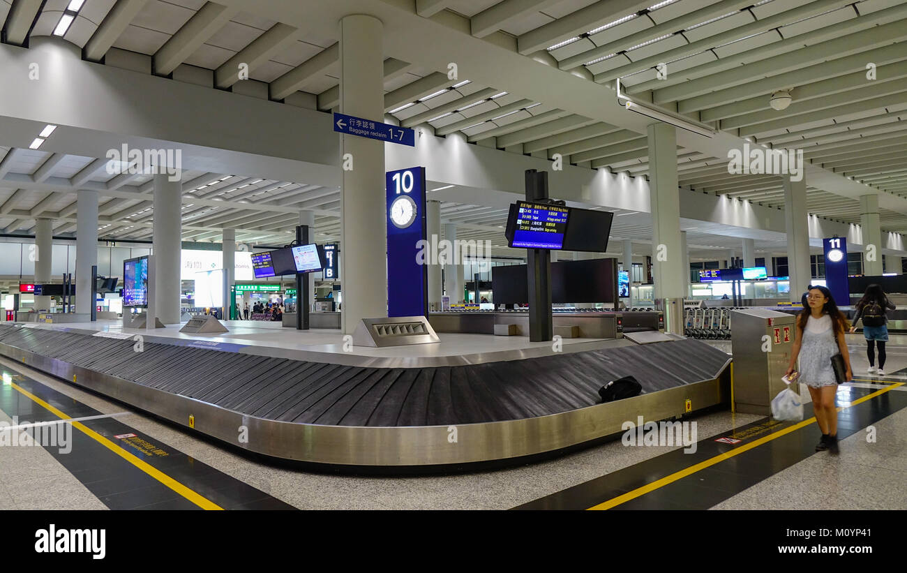 baggage claim cathay pacific