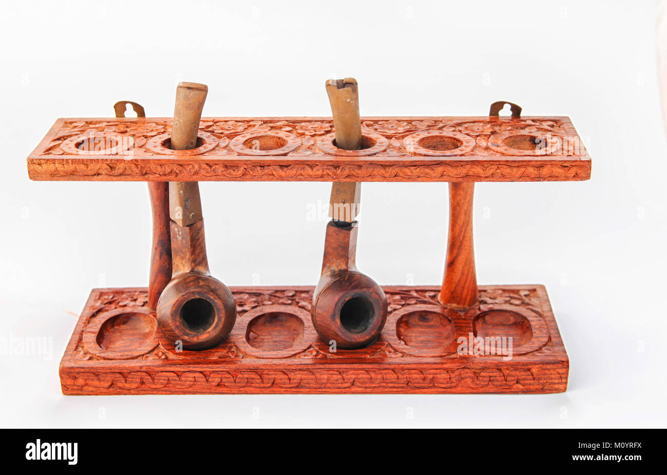 Pipe stand hires stock photography and images Alamy
