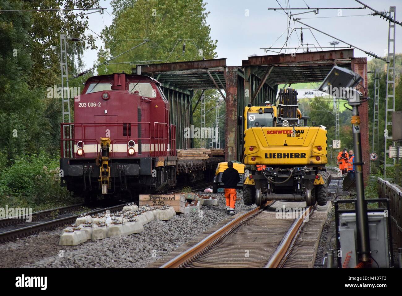 Dortmund, Germany. 12th Sep, 2017. Investment in the railway route network on 12.09.2017 near Dortmund-Huckarde - Germany. | usage worldwide Credit: dpa/Alamy Live News Stock Photo