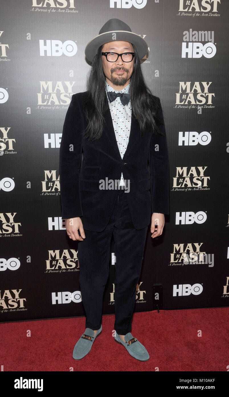 New York, NY, USA. 24th Jan, 2018. Joe Kwon of the Avett Brothers