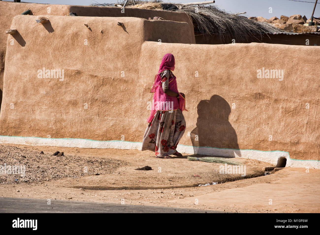 Woman in a rural community in the Thar Desert, Rajasthan, India Stock Photo