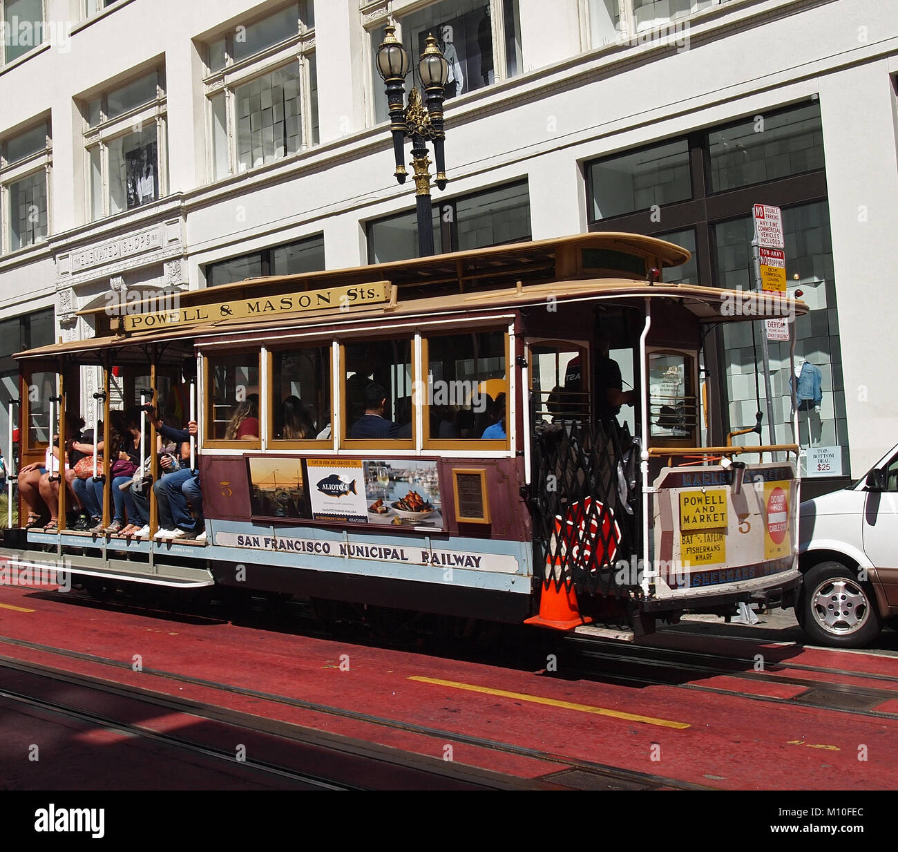 San Francisco Cable car, on Powell street, California, Stock Photo