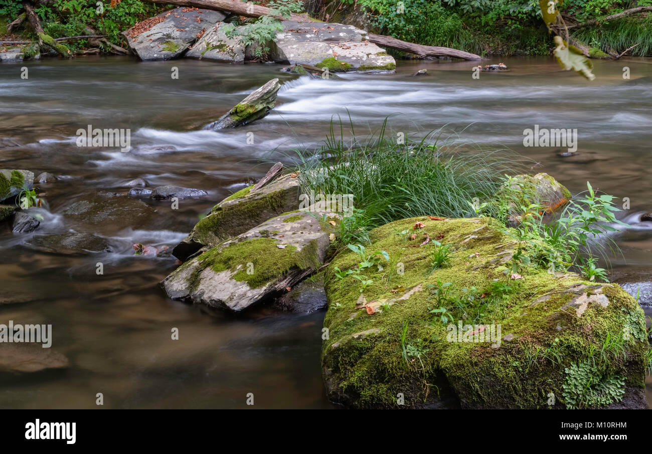 Flowing waters hi-res stock photography and images - Alamy
