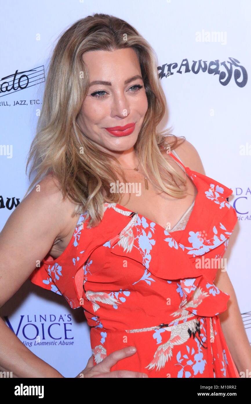 2017 taylor dayne hi-res stock photography and images - Alamy
