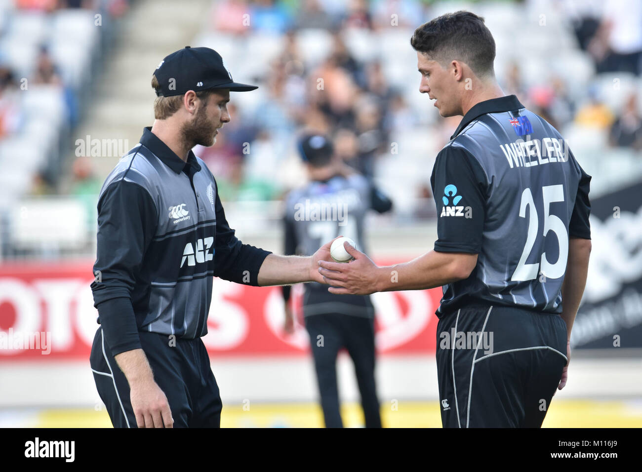Kane Williamson (L) of New Zealand Blackcaps hands ball to Ben Wheeler (R)  during the Twenty20 series between New Zealand and Pakistan at Eden Park in Auckland on January 25, 2018. Pakistan win by 48 runs. (Photo by Shirley Kwok / Pacific Press) Stock Photo
