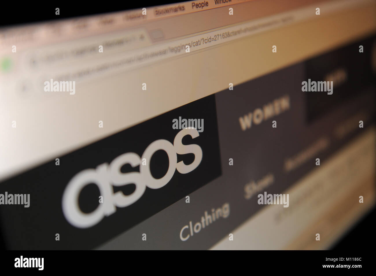 Asos website hi-res stock photography and images - Alamy