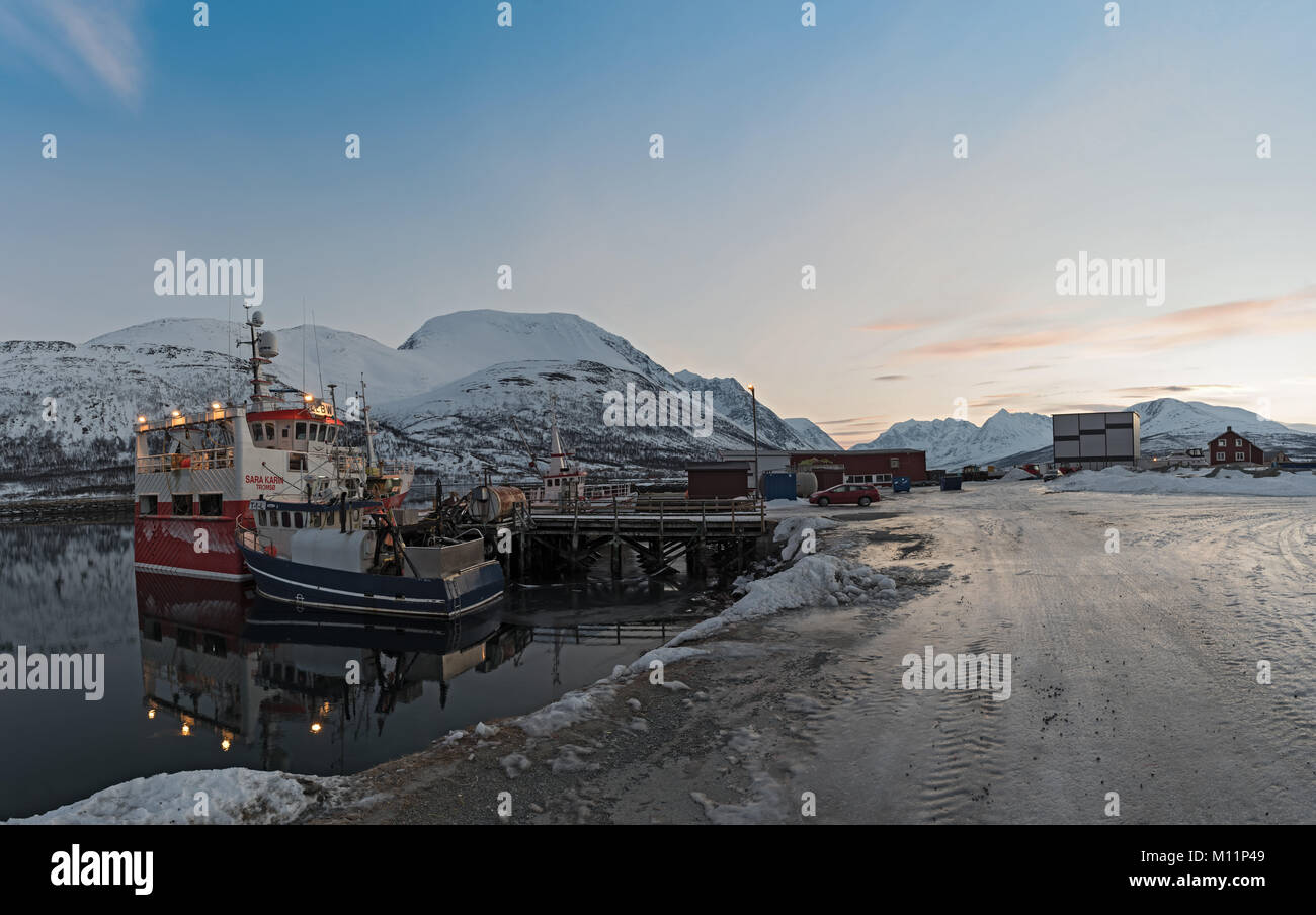 Boats in the sheltered harbor at Nord-Lenangen, Lyngen, Troms county, Norway Stock Photo