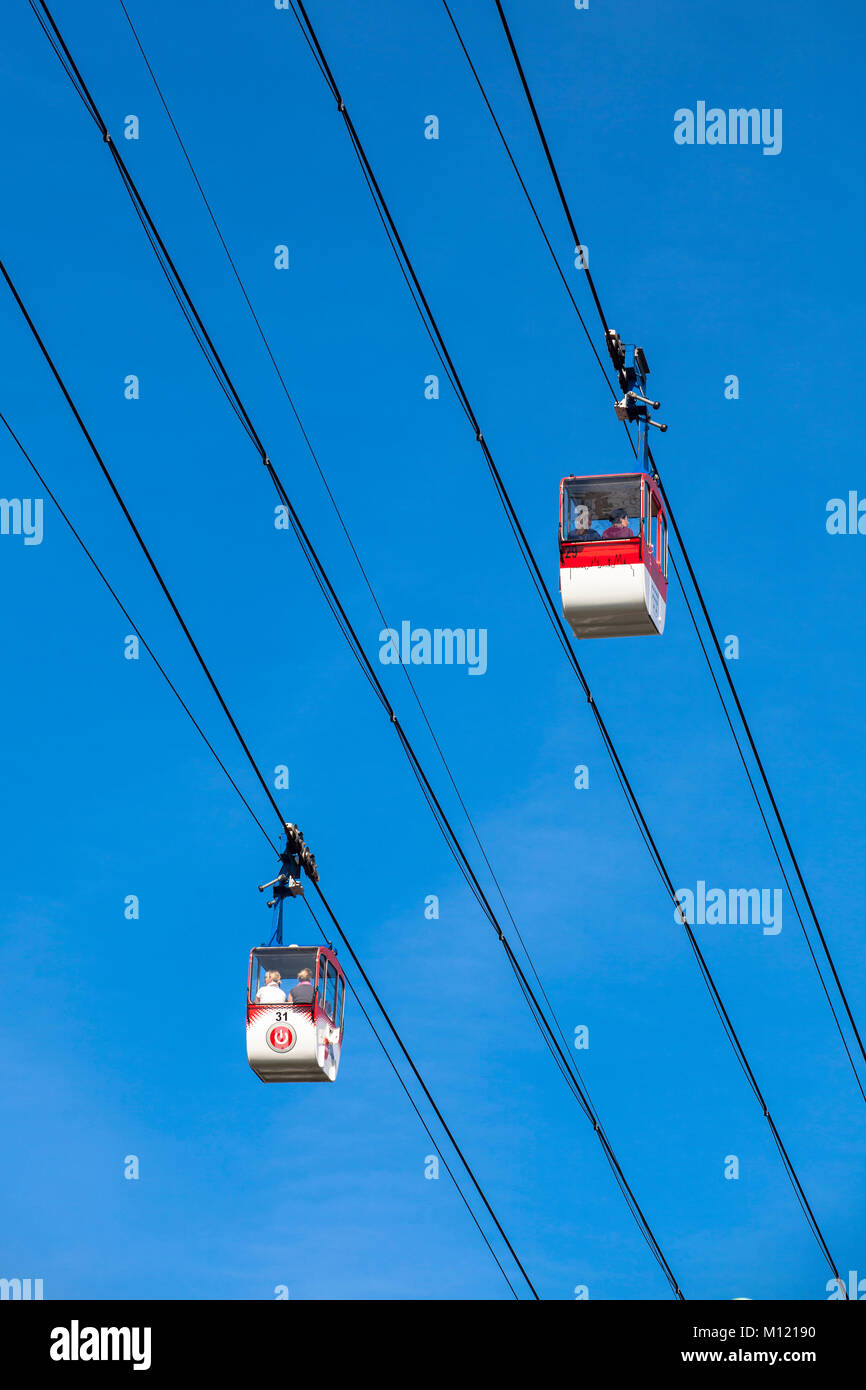 Seilbahn hi-res stock photography and images - Alamy