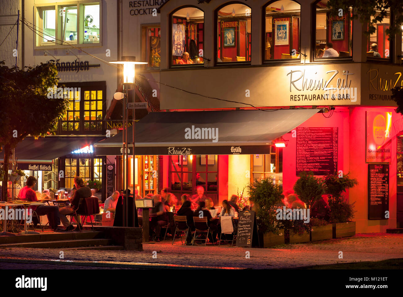 Germany, Cologne, restaurant Rheinzeit at the banks of the river Rhine in the historic center.  Deutschland, Koeln, Restaurant Rheinzeit am Rheingarte Stock Photo