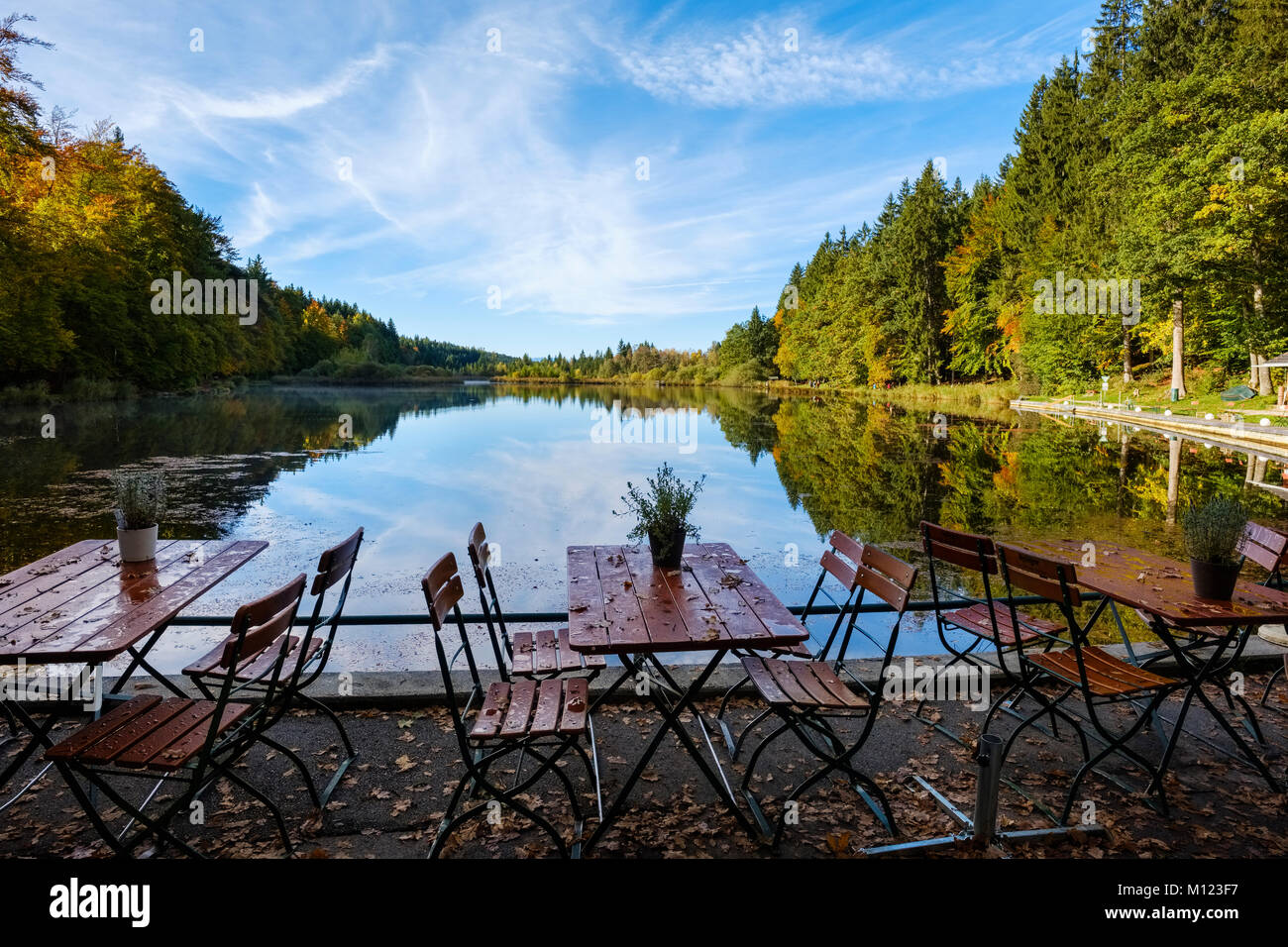 Terrace and outdoor gastronomy at the Waldhaus Deininger pond,Straßlach-Dingharting,Upper Bavaria,Bavaria,Germany Stock Photo