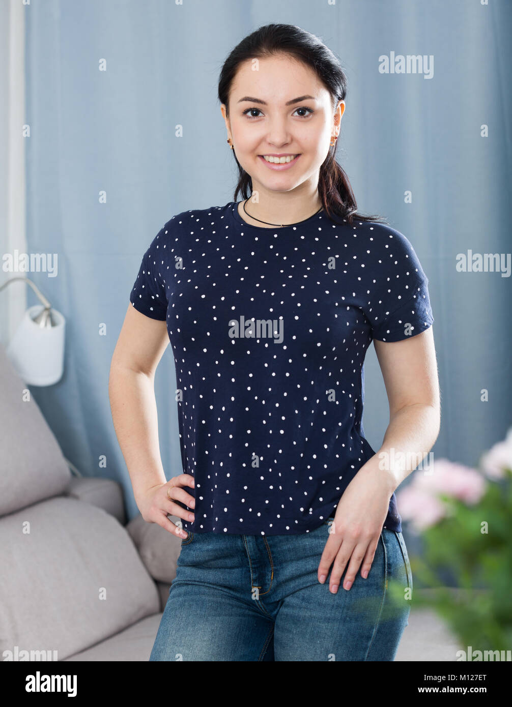 shirts to wear with dark jeans