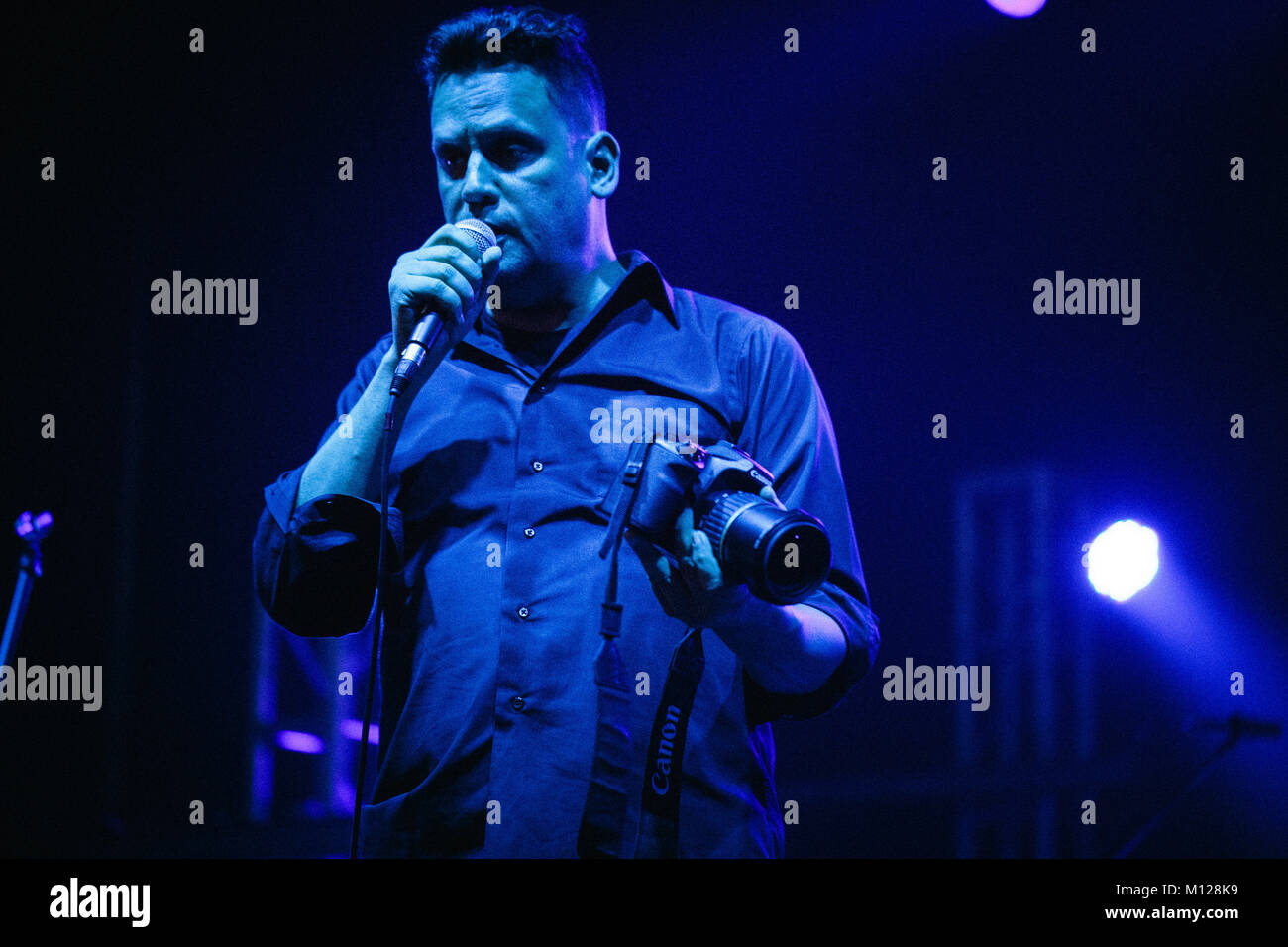 T-shirt Concert SUN KIL MOON - Manches Courtes Rouge - Neuf Avec étiquettes