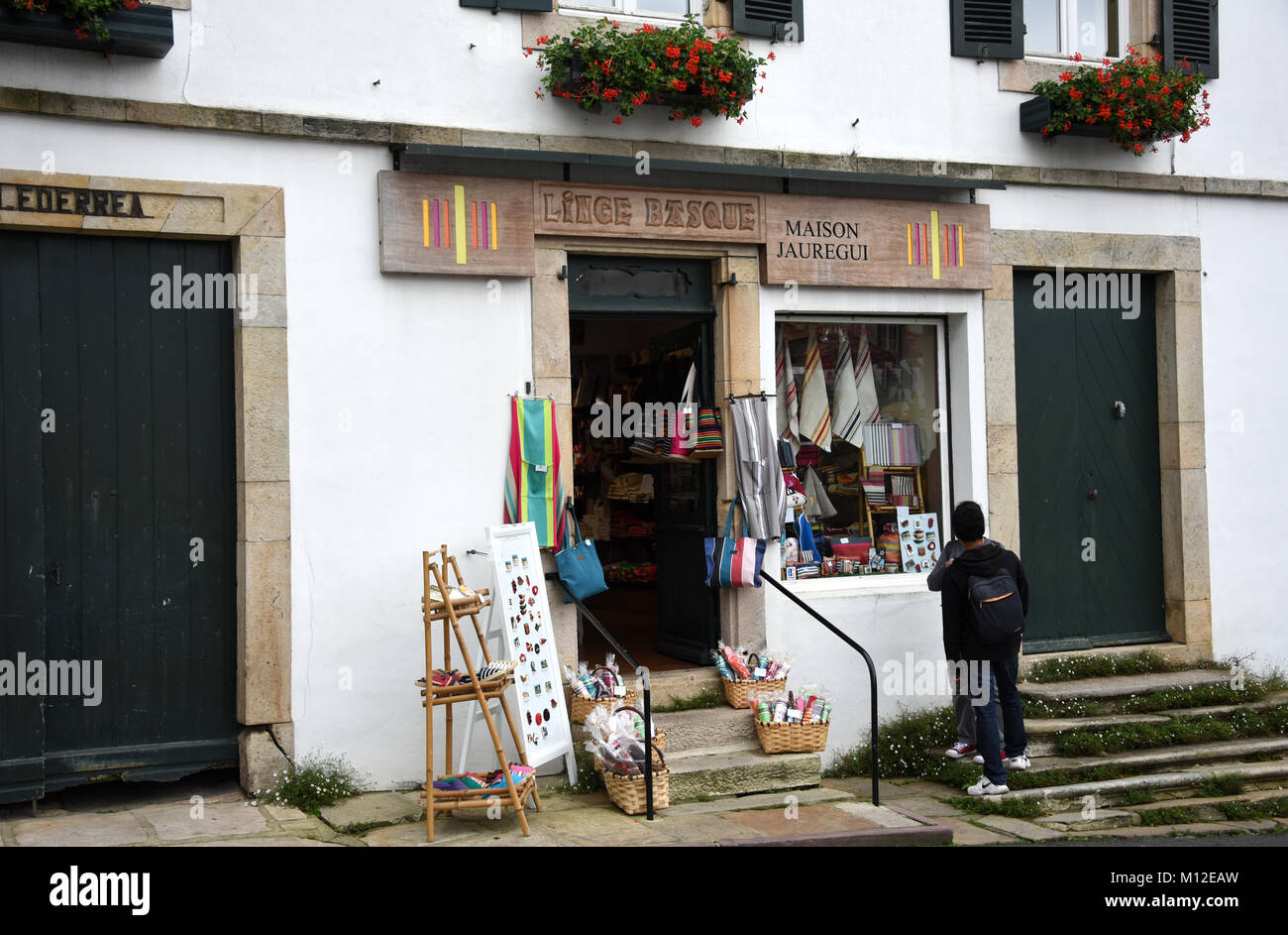 Linge basque hi-res stock photography and images - Alamy