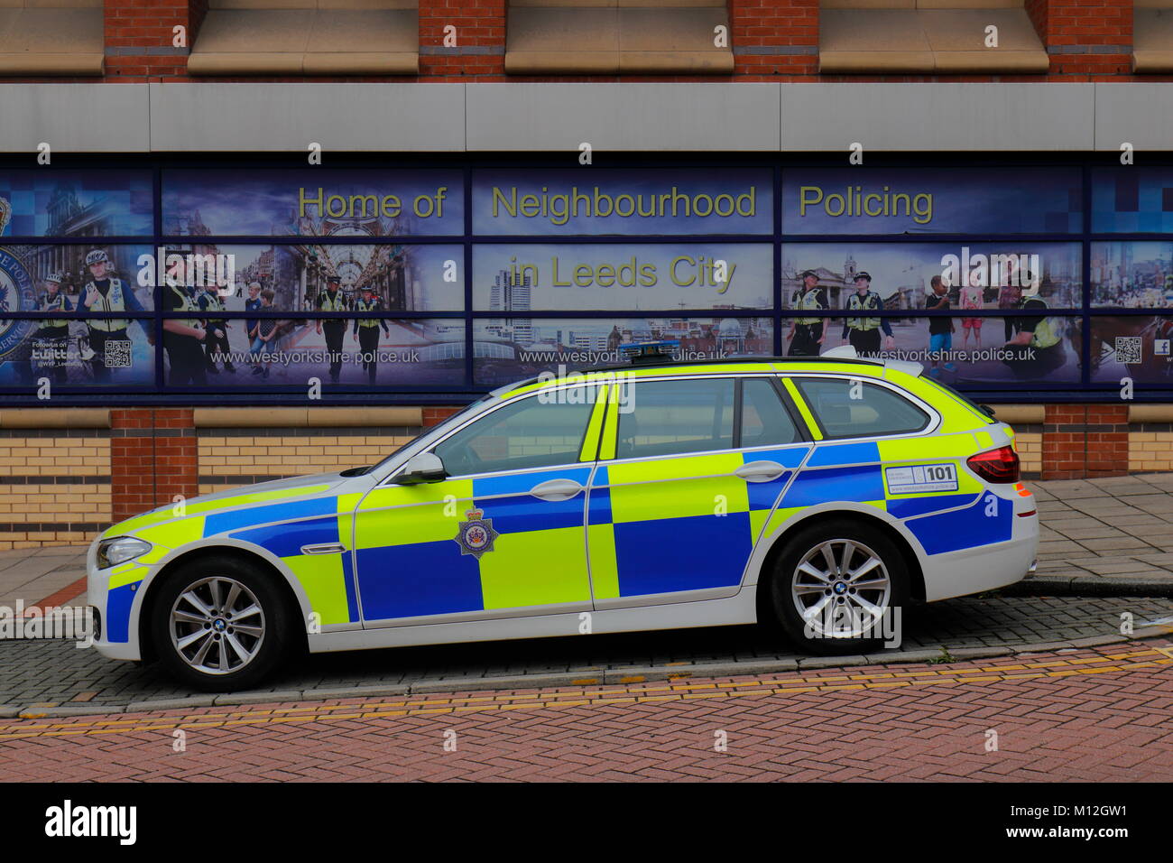 British bmw police car hi-res stock photography and images - Alamy
