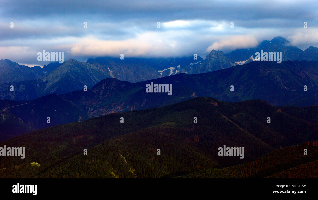 Poland, Tatra Mountains, Zakopane - Skrajna Turnia, Swinica, Koscielec, Wielka Koszysta with High Tatra in background Stock Photo