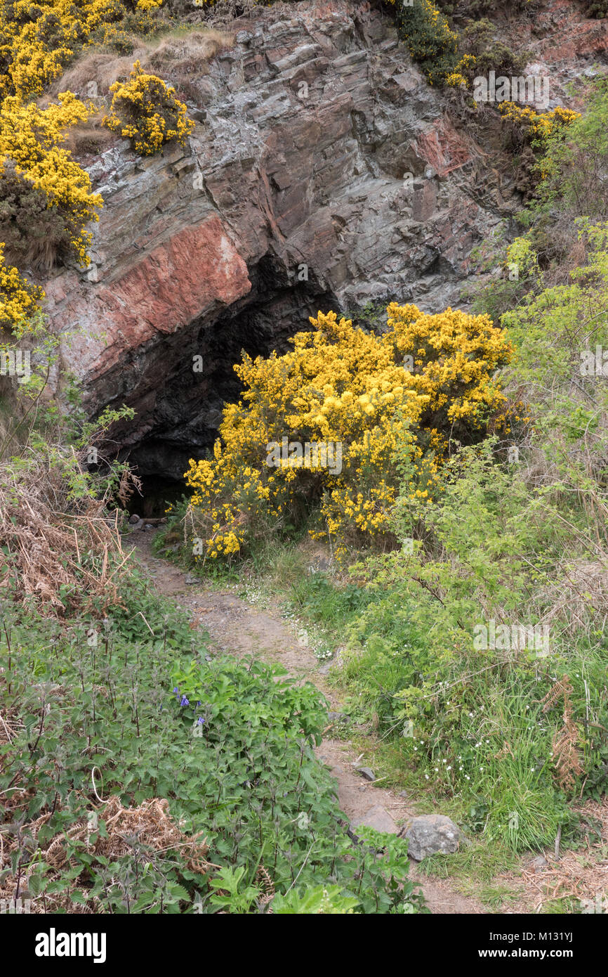 Cairds Cave, Rosemarkie, Fortrose, Scotland, UK. Stock Photo