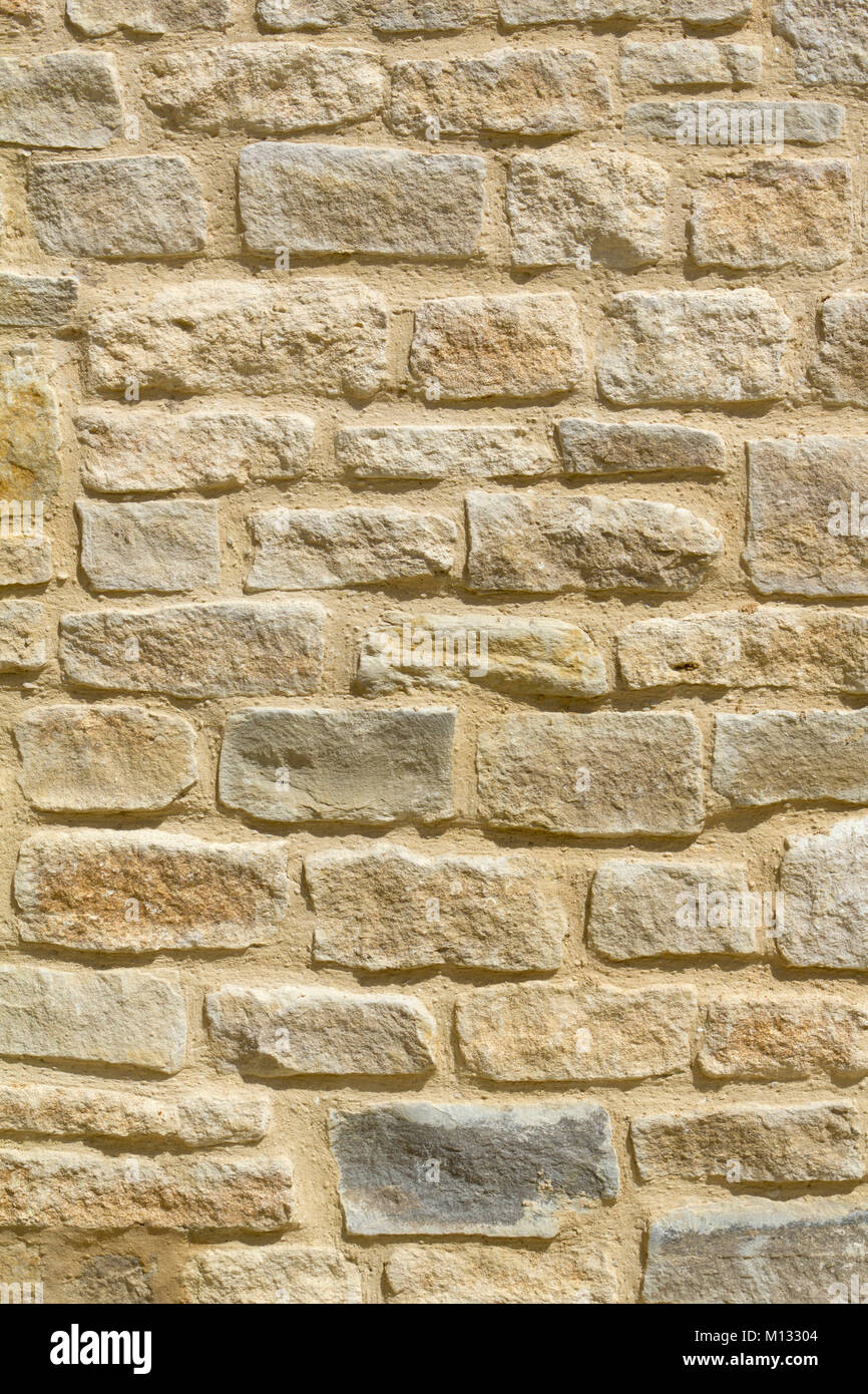 New cotswold stone building wall Stock Photo