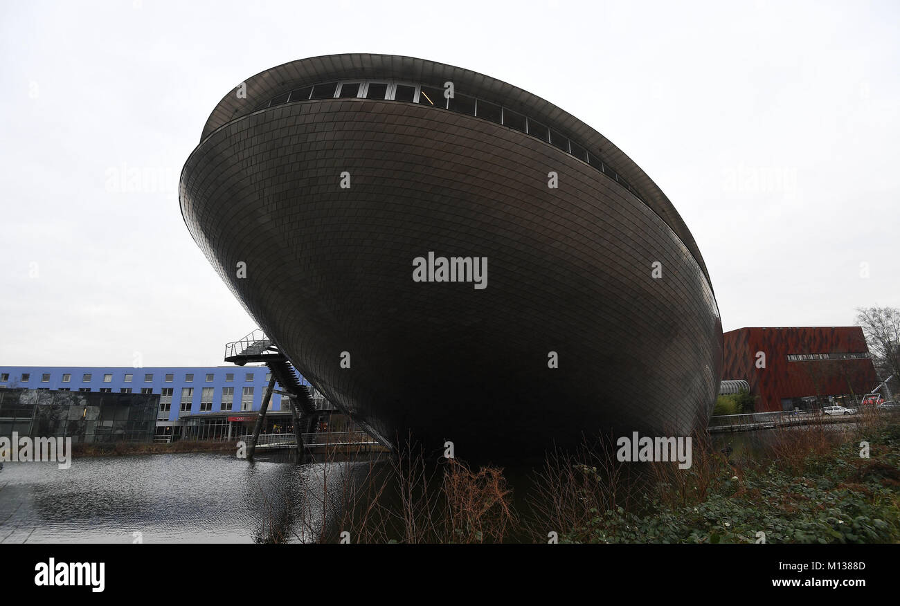 Bremen, Germany. 23rd Jan, 2018. Dense clouds approach the Museum Universum in Bremen, Germany, 23 January 2018. Museums struggle to attract visitors. This is the reason for trying out new strategies to ensure their survival. Credit: Carmen Jaspersen/dpa/Alamy Live News Stock Photo