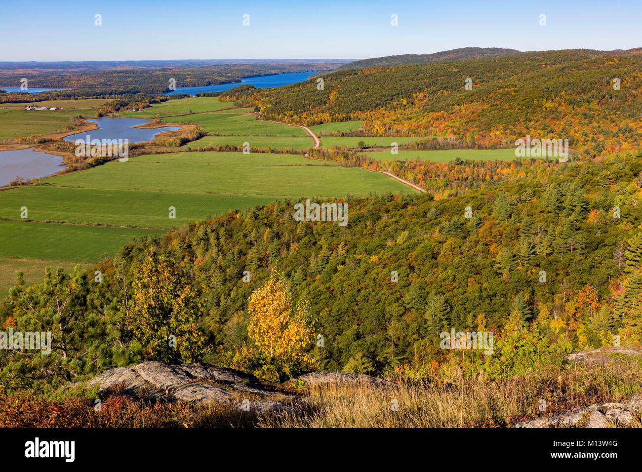 Pontiac Quebec High Resolution Stock Photography and Images Alamy