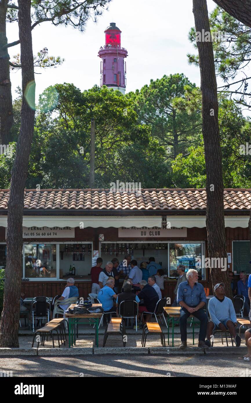 France, Gironde, Bassin d'Arcachon, Lege Cap Ferret, Mimbeau, petanque