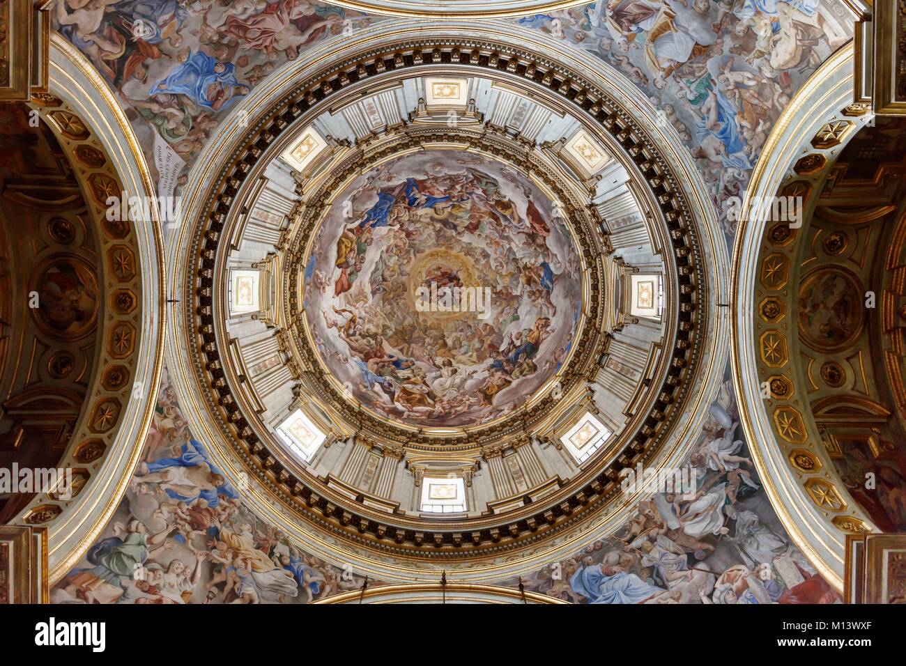 Italy, Campania, Naples, historic centre listed as World Heritage by UNESCO, Santa Maria Assunta cathedral (Duomo San Gennaro), San Gennaro chapel dome painted by Le Dominiquin and Giovanni Lanfranco Stock Photo