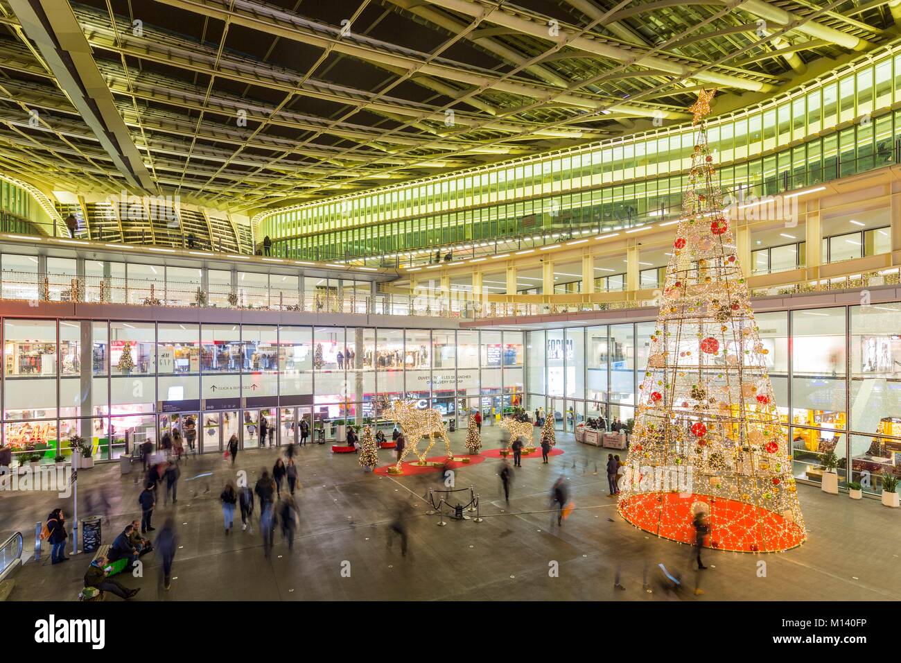 France, Paris, district of Les Halles, the Forum and the Christmas tree under the Canopy Stock Photo