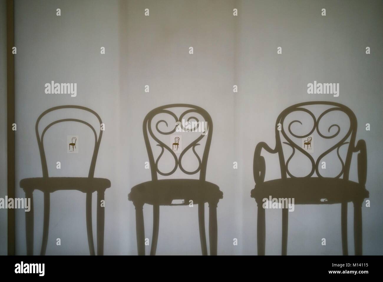 Austria, Vienna, Museum for Applied Arts, MAK, shadows of historic